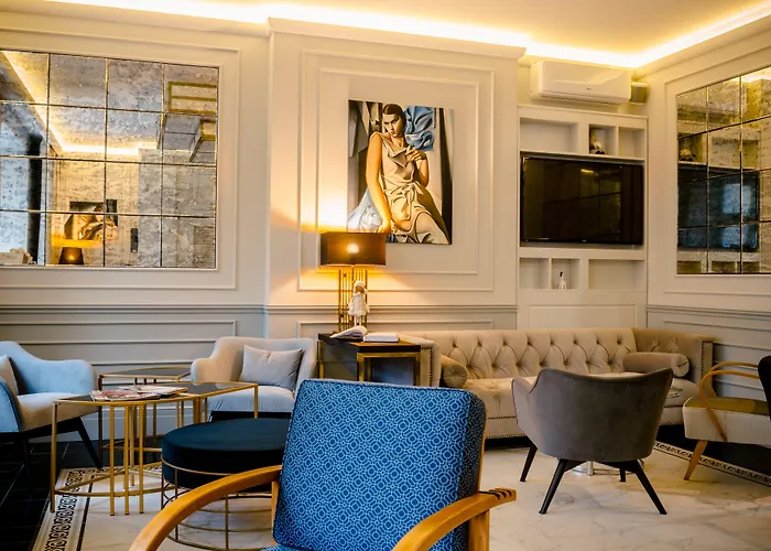 Amber Design Residence