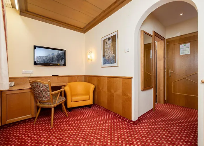Hotel-Pension Strolz