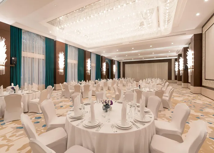 Al Najada Doha Apartments By Oaks