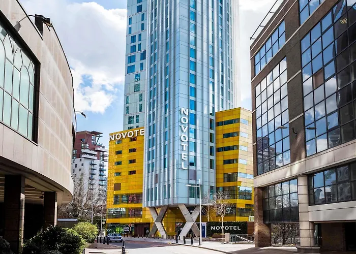  Novotel London Canary Wharf