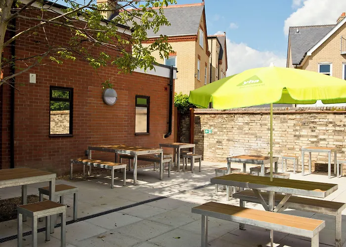  Yha Cambridge