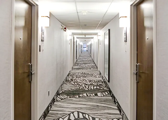 Best Western Plus Banff International Lodge