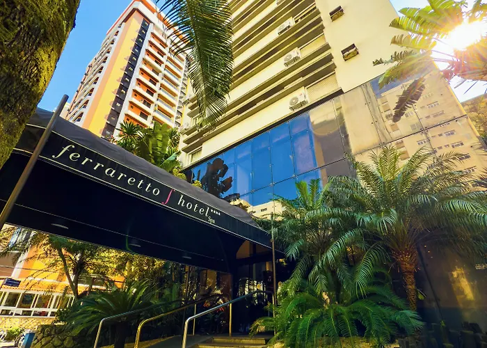  Ferraretto Guarujá &Spa