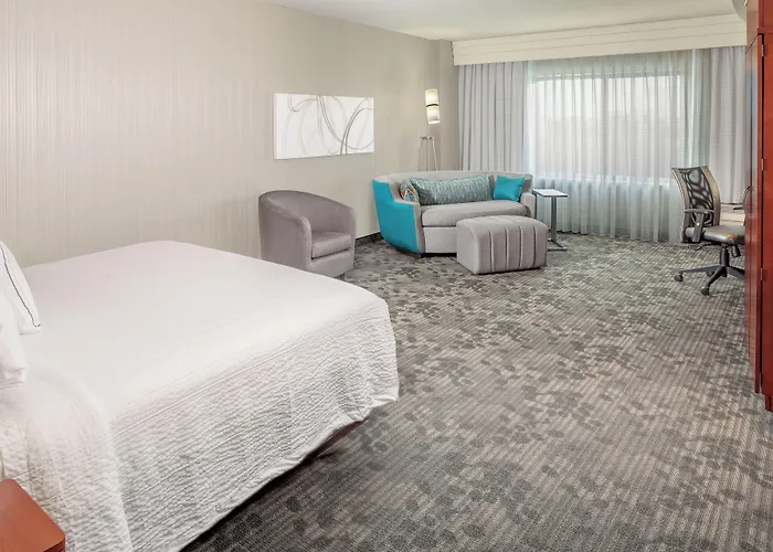 Courtyard By Marriott Medical Center/Nrg Park