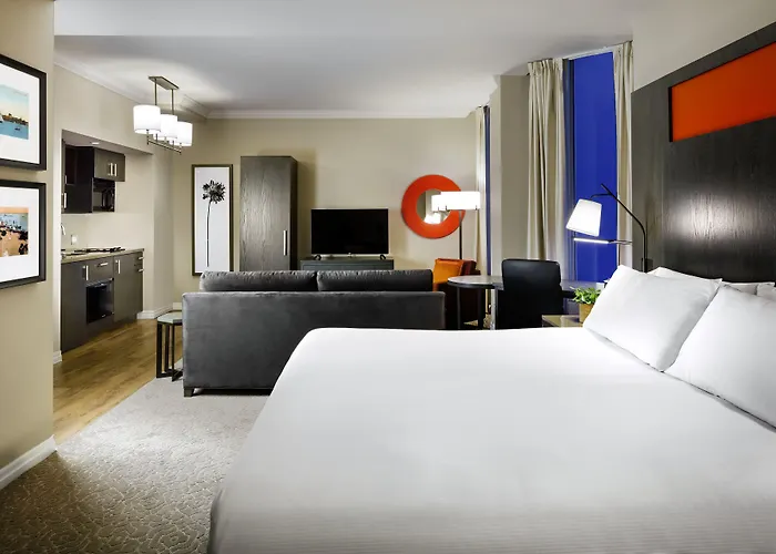 One King West Hotel And Residence