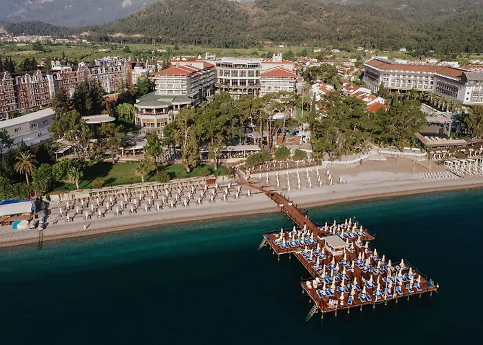 Akra Kemer