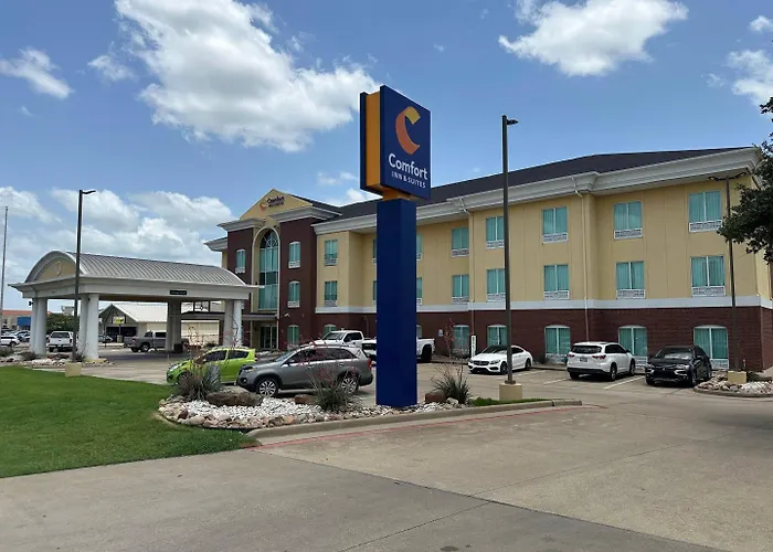 Comfort Inn & Suites Waco Woodway