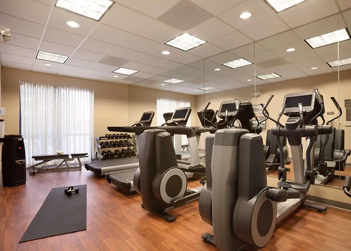 Hyatt Place Fort Worth / Cityview