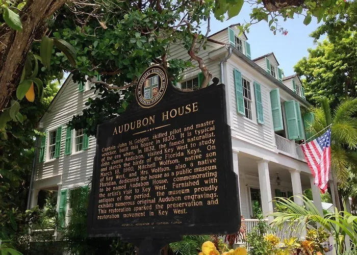 Amsterdam'S Curry Mansion Inn