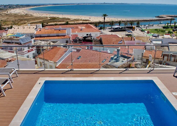  Topcity & Suites