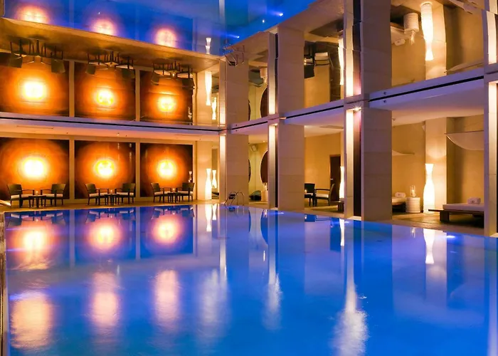 Sofitel Victoria