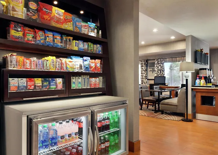 Pets Allowed Hotel Hampton Inn Tracy