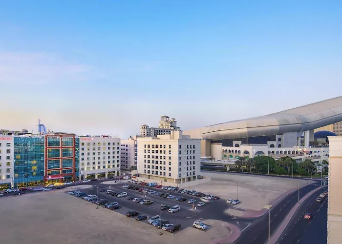 Hilton Garden Inn Dubai, Mall Avenue