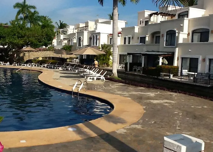 In Luxury hotels Mayan Vidanta s Golf Acceso Albercas Mayan