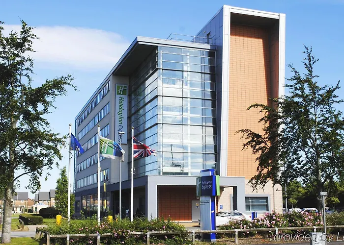 Holiday Inn Express Liverpool John Lennon Airport