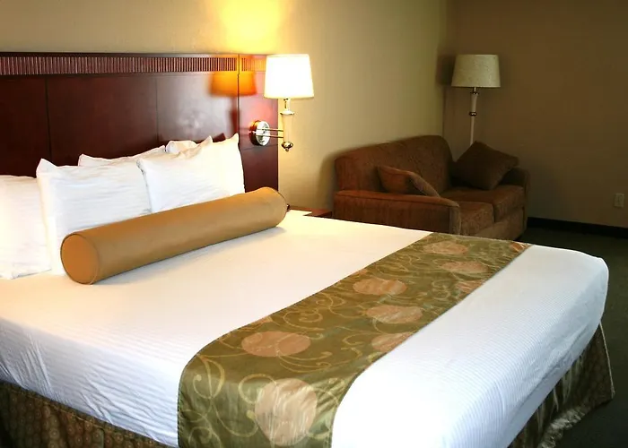 Big Splash Adventure Hotel And Indoor Water Park
