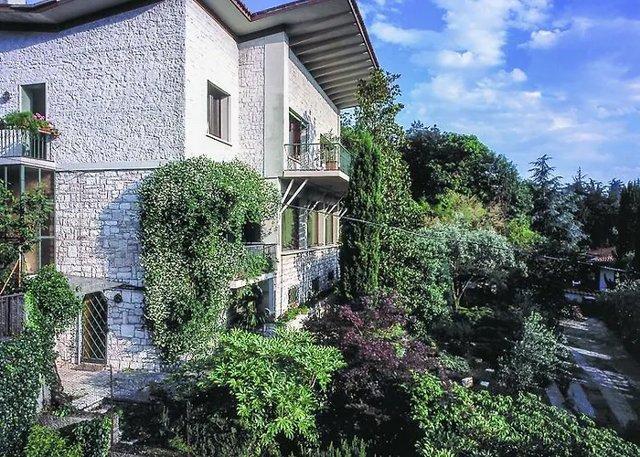 Villa Tra' Monti