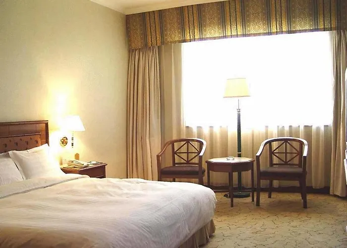 Gloria Plaza Hotel Suzhou