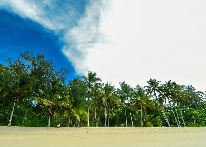 Romantic hotels Kewarra Beach