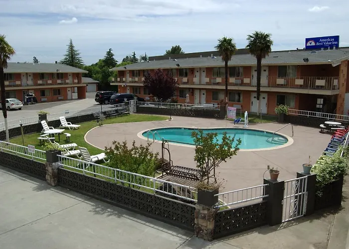 Pet Friendly hotel: Americas Best Value Inn Red Bluff
