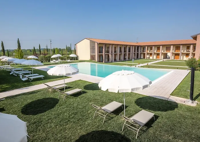 Villa con piscina: Tenuta La Borghetta