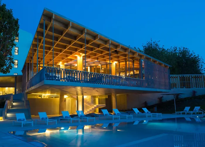 Kasino-Hotel: Ozadi Tavira Hotel