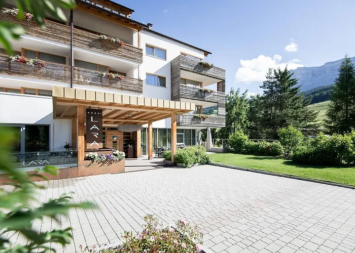 Hotel boutique: Alpine Hotel Ciasa Lara