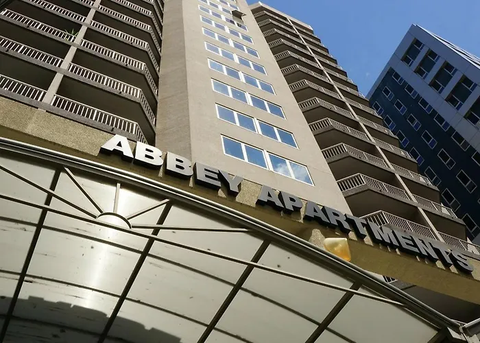 Abbey On Roma Hotel & Apartments