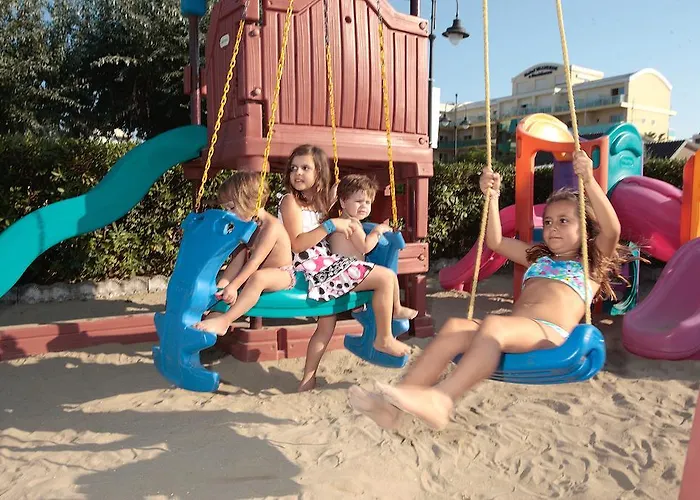 Hotel Con Piscina Gallia Club