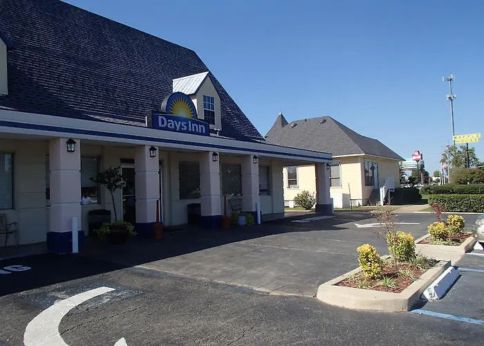 Cheap hotel: Days Inn Bossier City