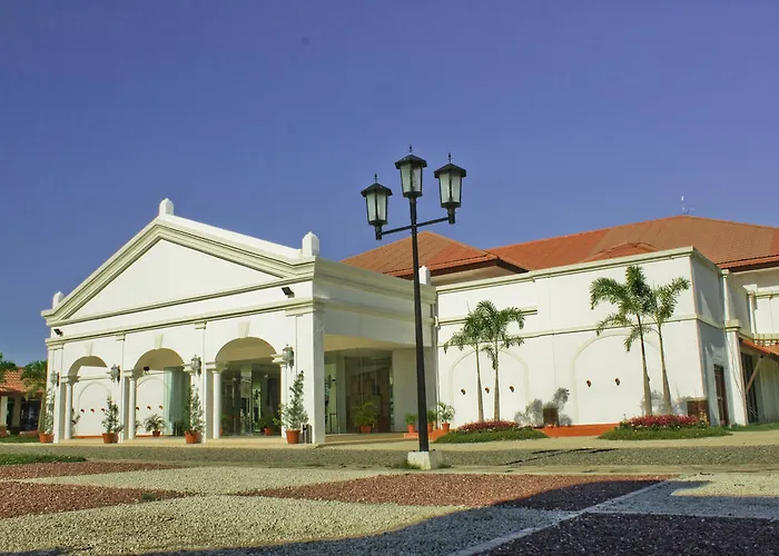 Ilocos Norte Hotel & Convention Center