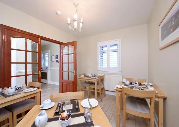 B&B only: Alpha Guest House