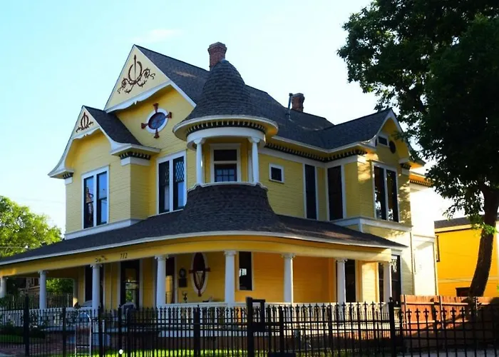 Bed and Breakfast Three Danes