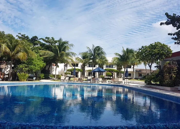 Marina Paraiso Isla Mujeres Hotel With Golf Course