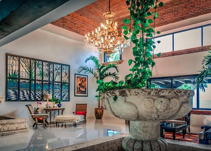 Vacation home: Villa Albatros Oceanfront Luxury Hotelzone
