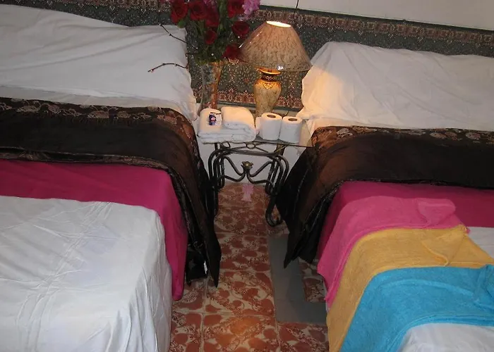 Cheap hotels Bachelor