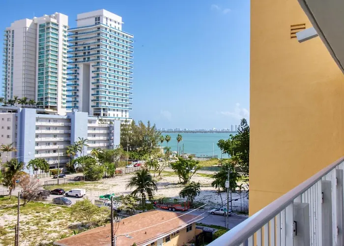 23 Palms Suites - Midtown Wynwood