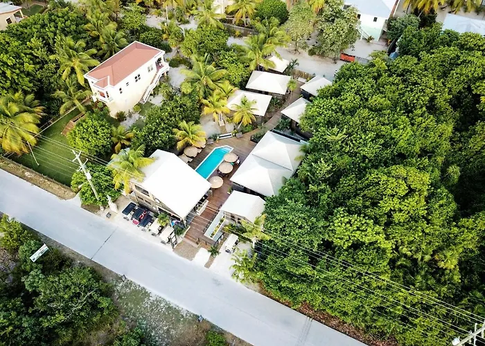 Pur Boutique Cabanas, Adults Only