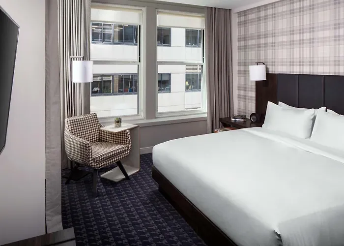 Hotel with view: Hyatt Centric Faneuil Hall Boston