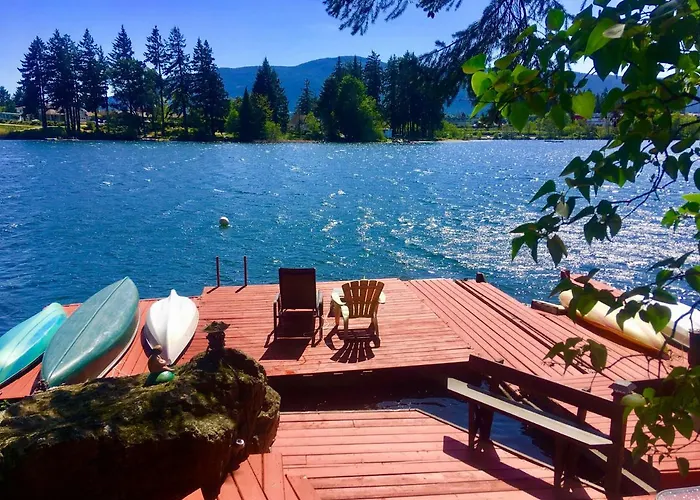 Bed and Breakfast Long Lake Waterfront Bed And Breakfast
