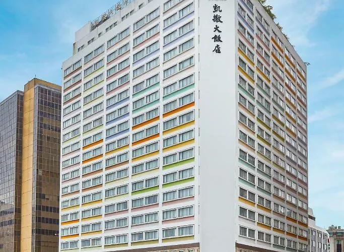 Luxury hotel only: Caesar Park Hotel Taipei