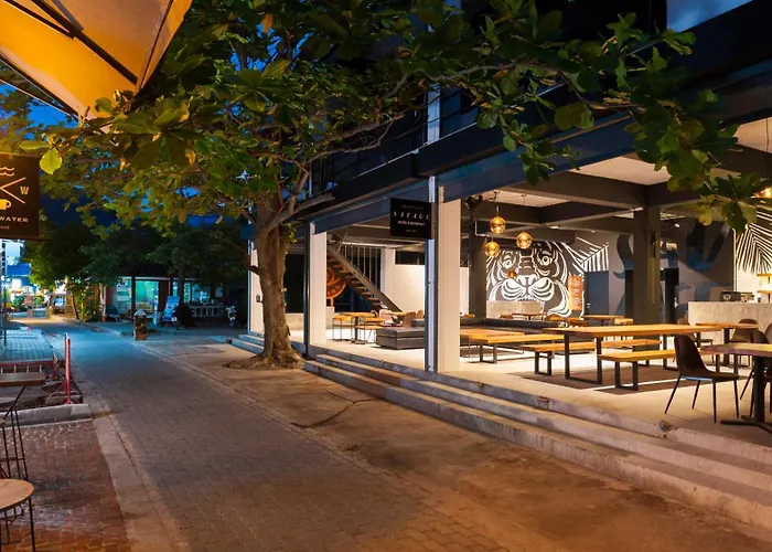 Strandhotel: Savage Hostel Koh Tao