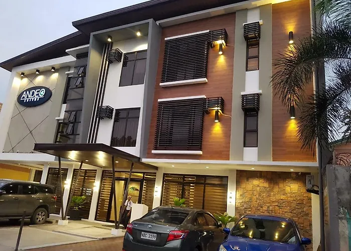 Hotel with pool: Andeo Suites