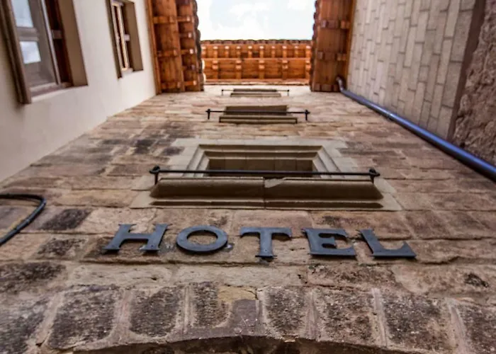 Hoteles de Golf en Mora de Rubielos 