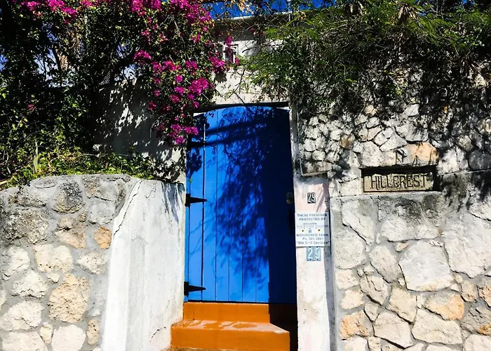 Resort: Hillcrest