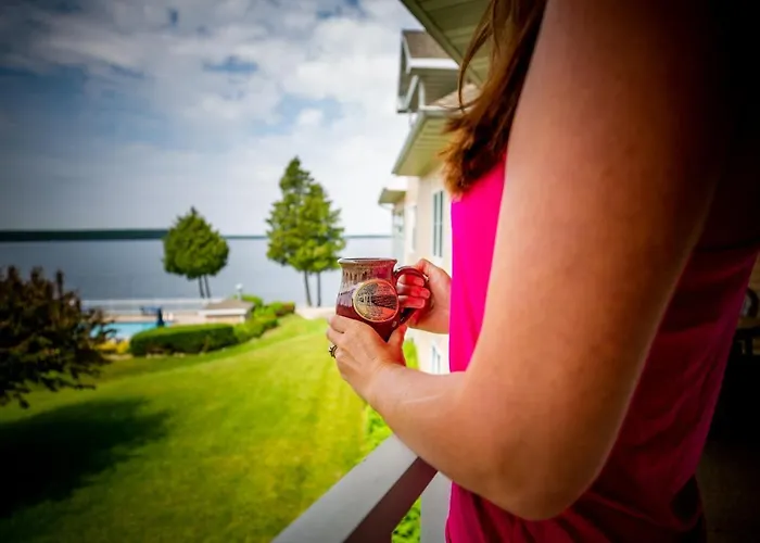 Jacuzzi hotel: Westwood Shores Waterfront Resort