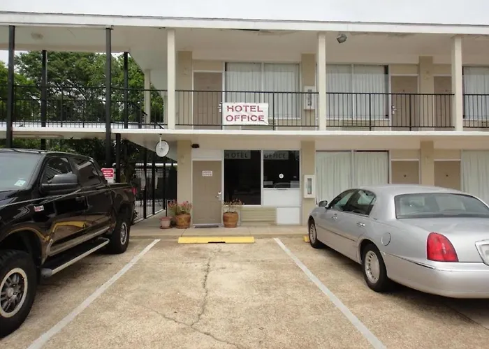 Motel: Red River Inn Alexandria