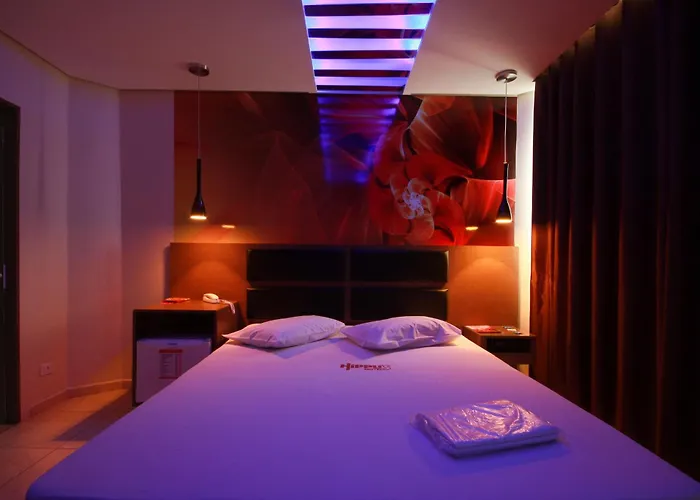 Hotel com jacuzzi: Hippus Motel (Adults Only)