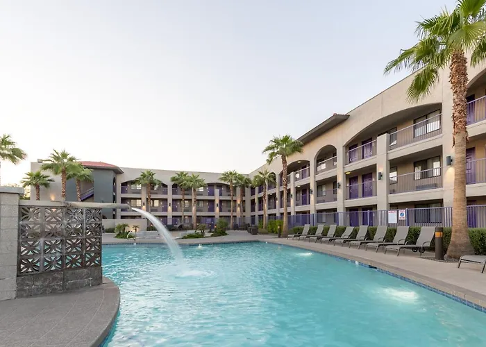 Hotels With Four Stars Grand Canyon University