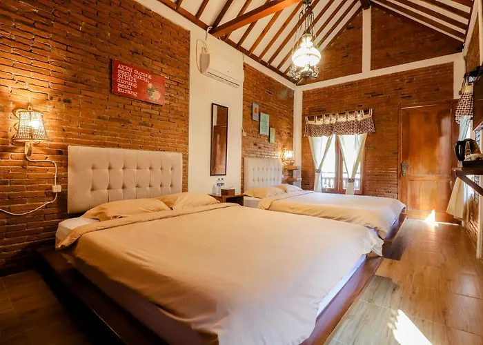 Dog friendly hotels Omah Teras Bata Guesthouse